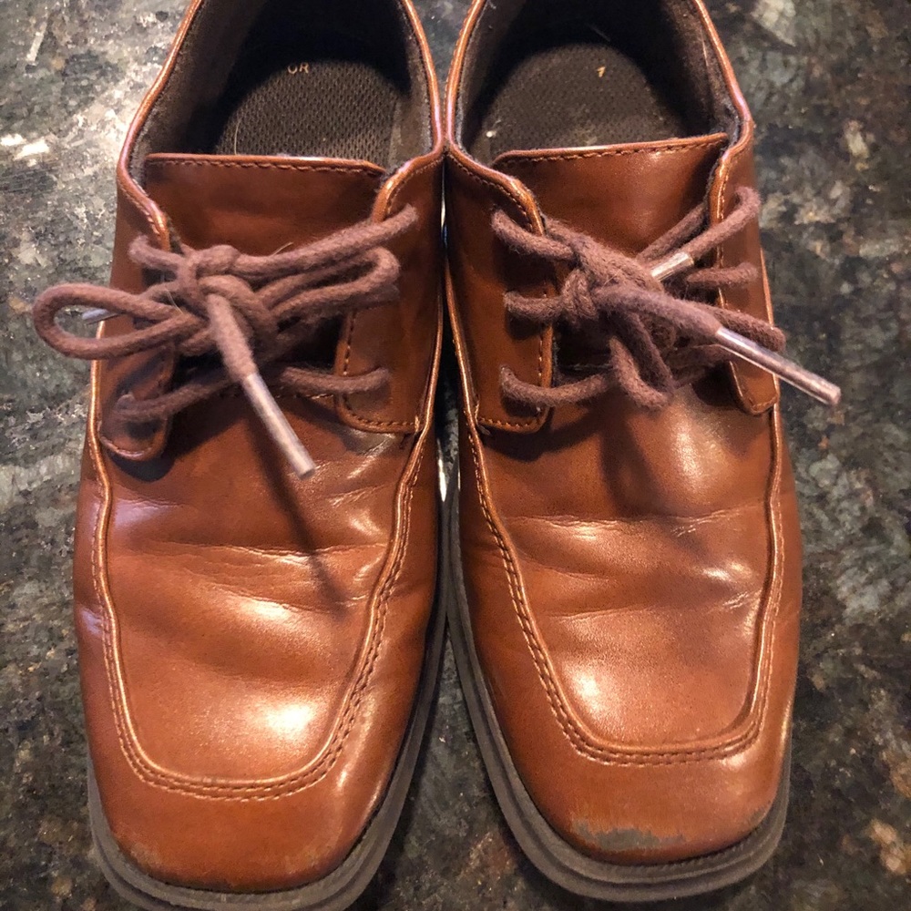 Boys dress shoes (sz3)